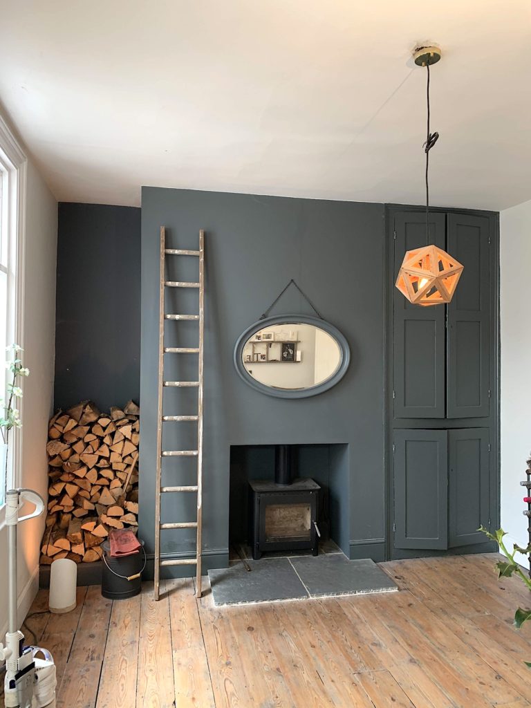 DIY Sliding Ladder Rail - Kezzabeth | DIY & Renovation Blog